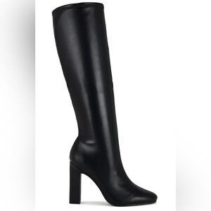 Steve Madden Aria Boot in Black | LIKE NEW